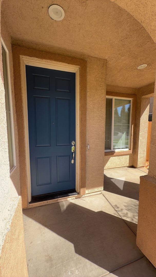 2390 River Rock Dr. Merced AVALABLE NOW! – photo 3