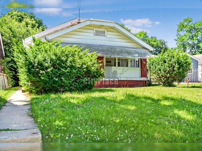 1465 West 34Th Street – photo 4