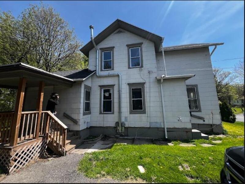 144 Ave C – photo 3
