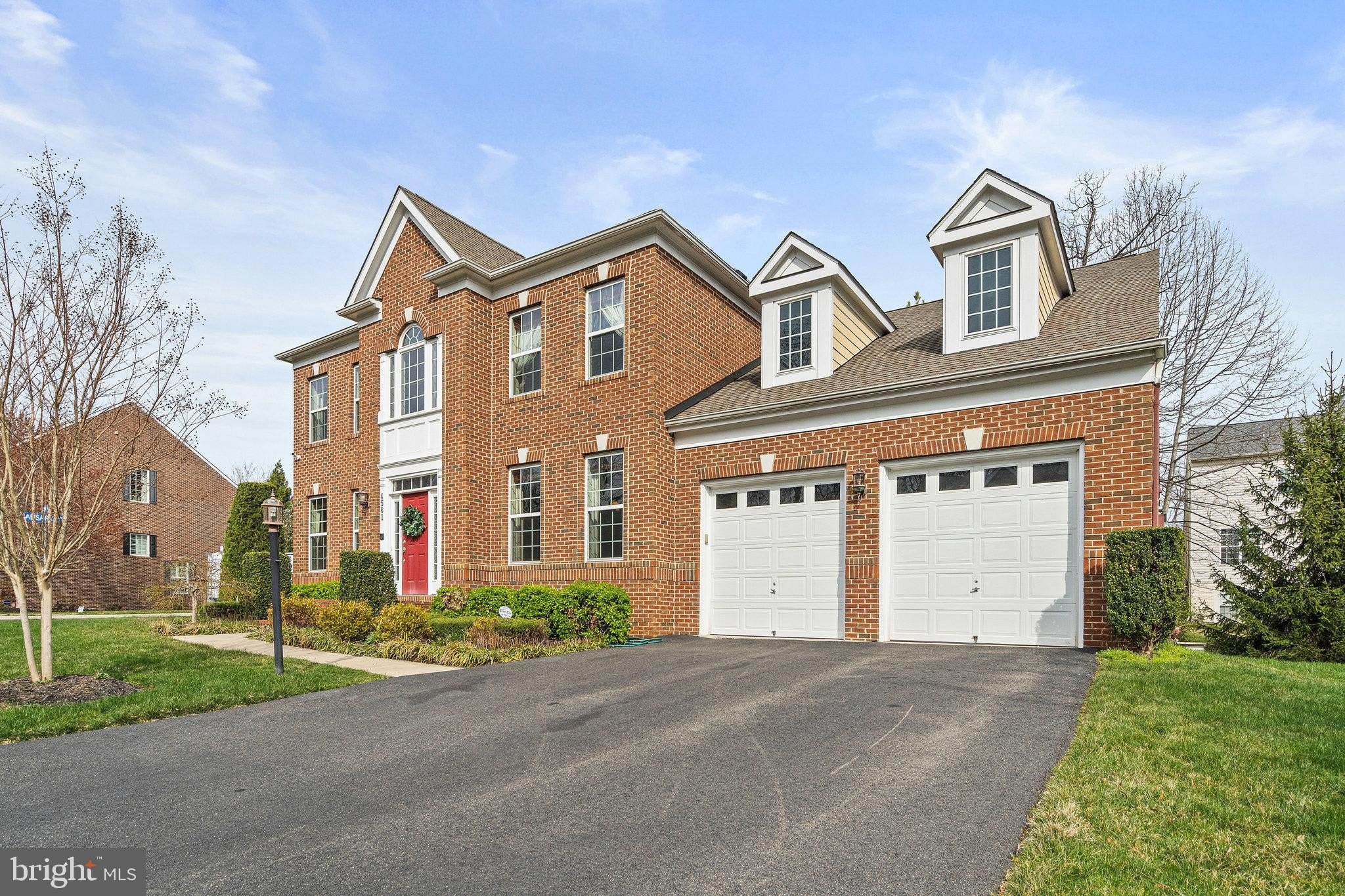 4561 RONA Place – photo 2
