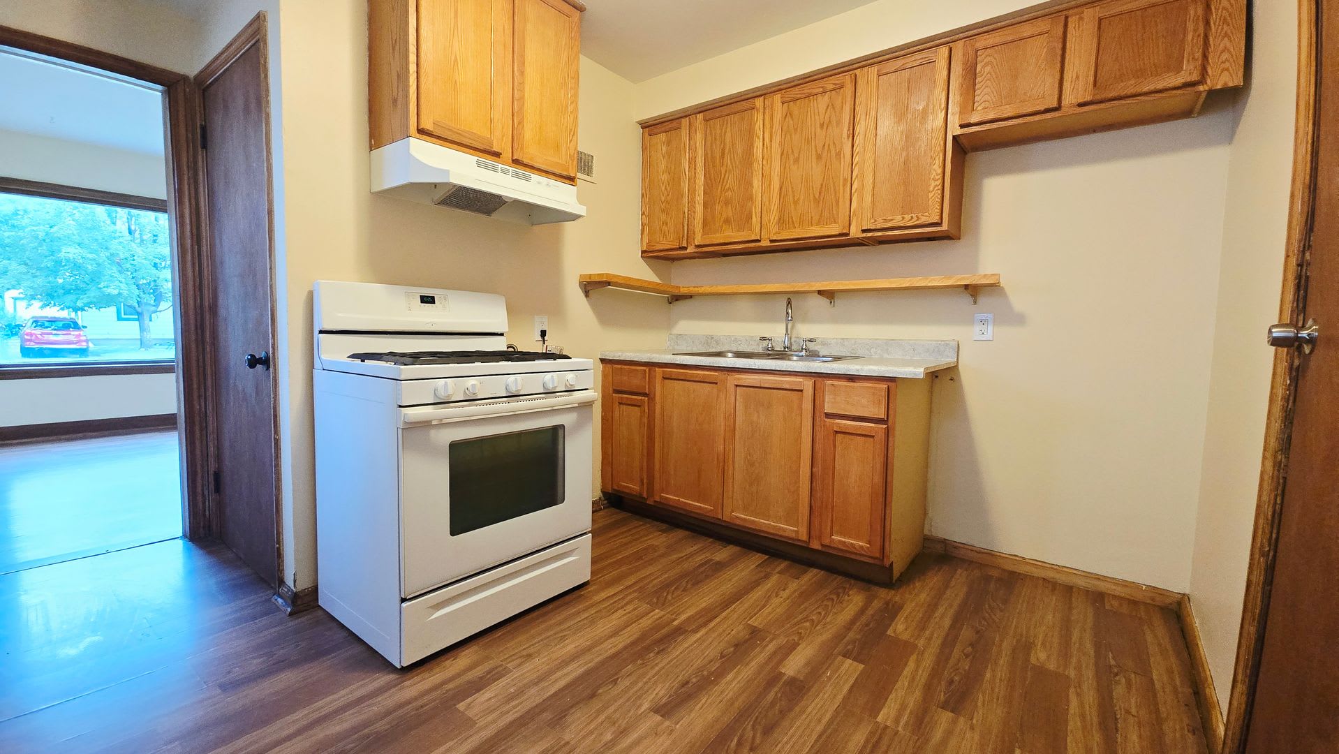 3 Bedroom 1 Bath House with Detached Garage – photo 1