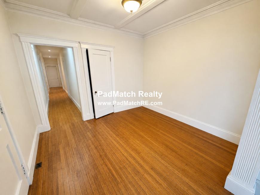 106 Strathmore Rd. – photo 1