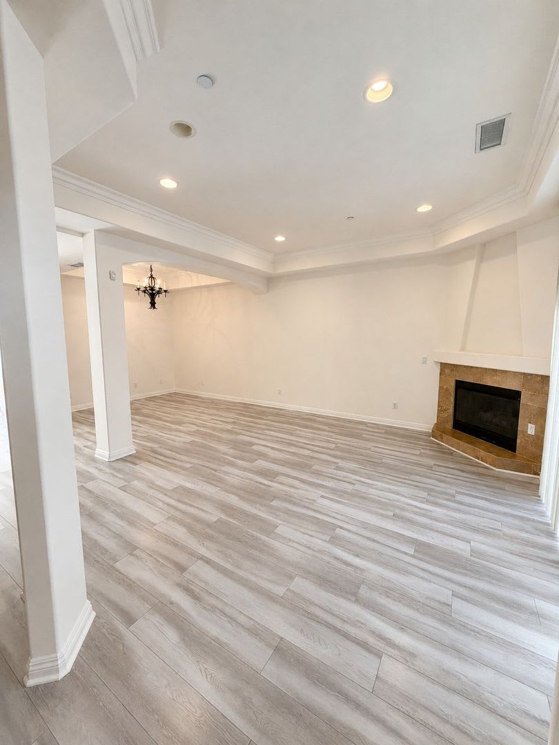 Large 3-bedroom 2.5 bath Condo style living in the heart of Sherman Oaks – photo 1