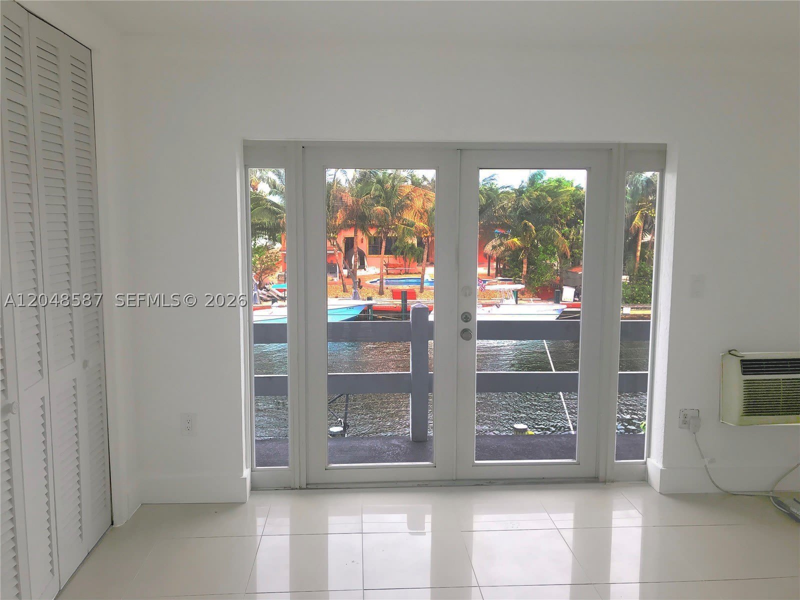 2185 NE 123rd St – photo 3
