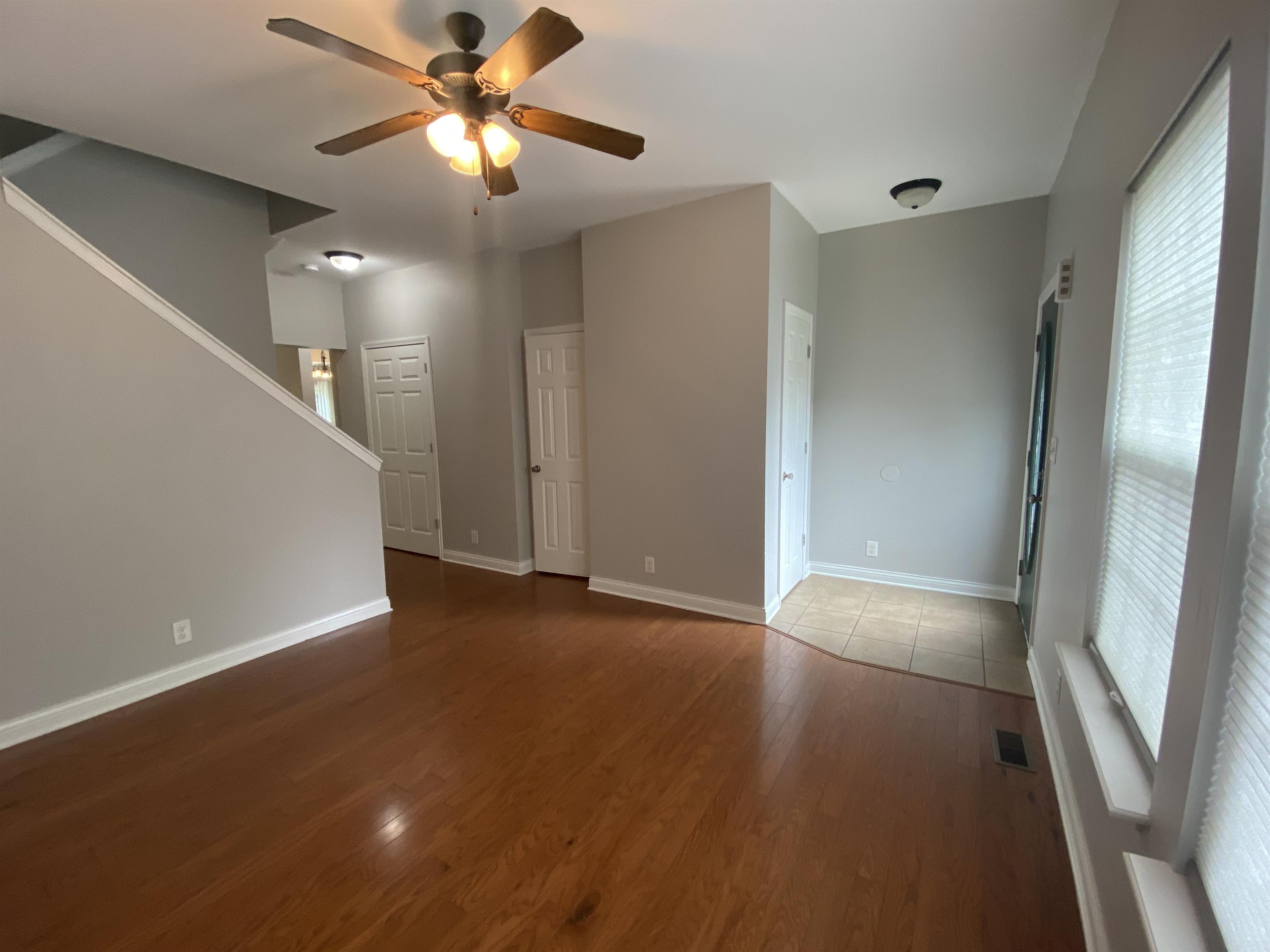 355 Vineland Place Drive – photo 3