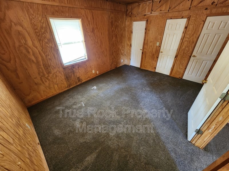 304 West Main (Asher) – photo 5
