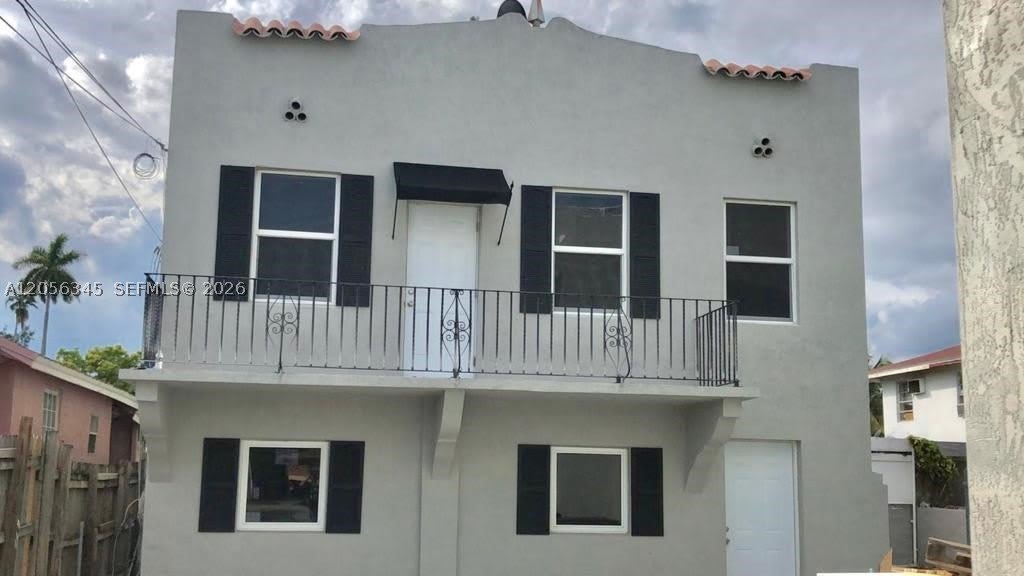 1700 NW 22 CT – photo 2