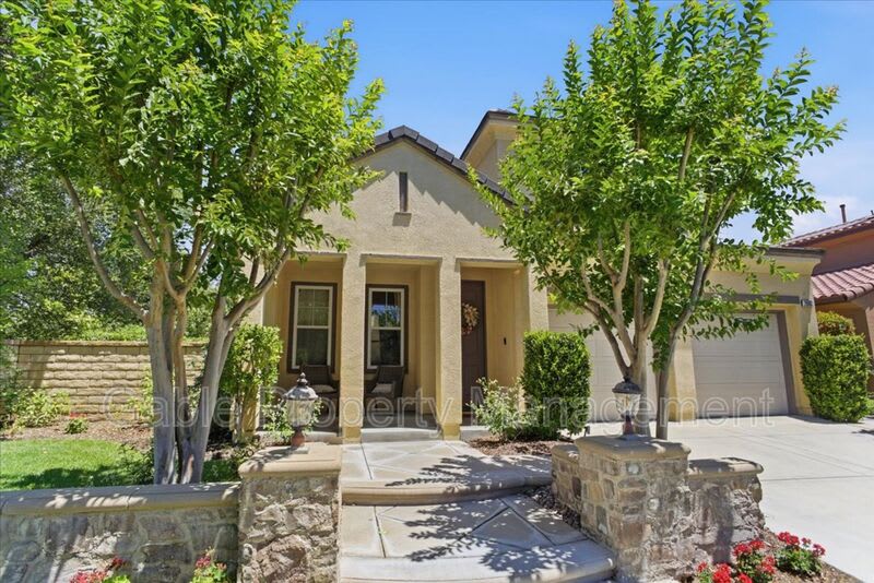 26882 Greenleaf Ct – photo 2