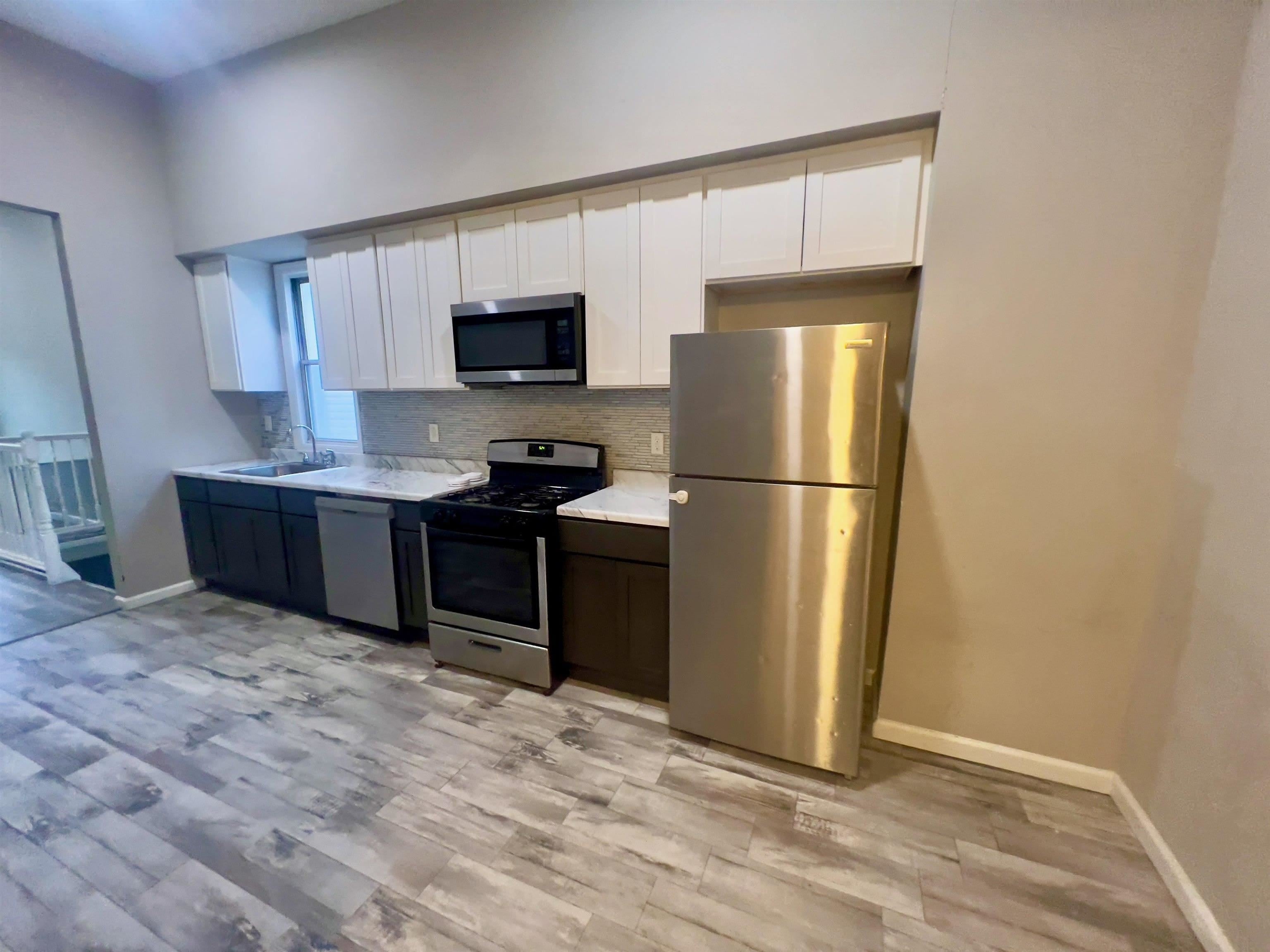 314 DUNCAN AVE – photo 2
