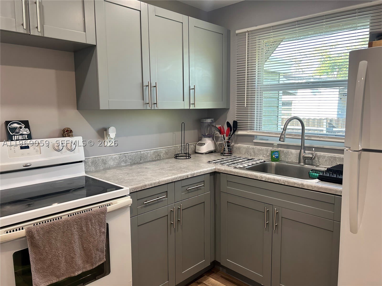 3633 SW 12th Ct – photo 3