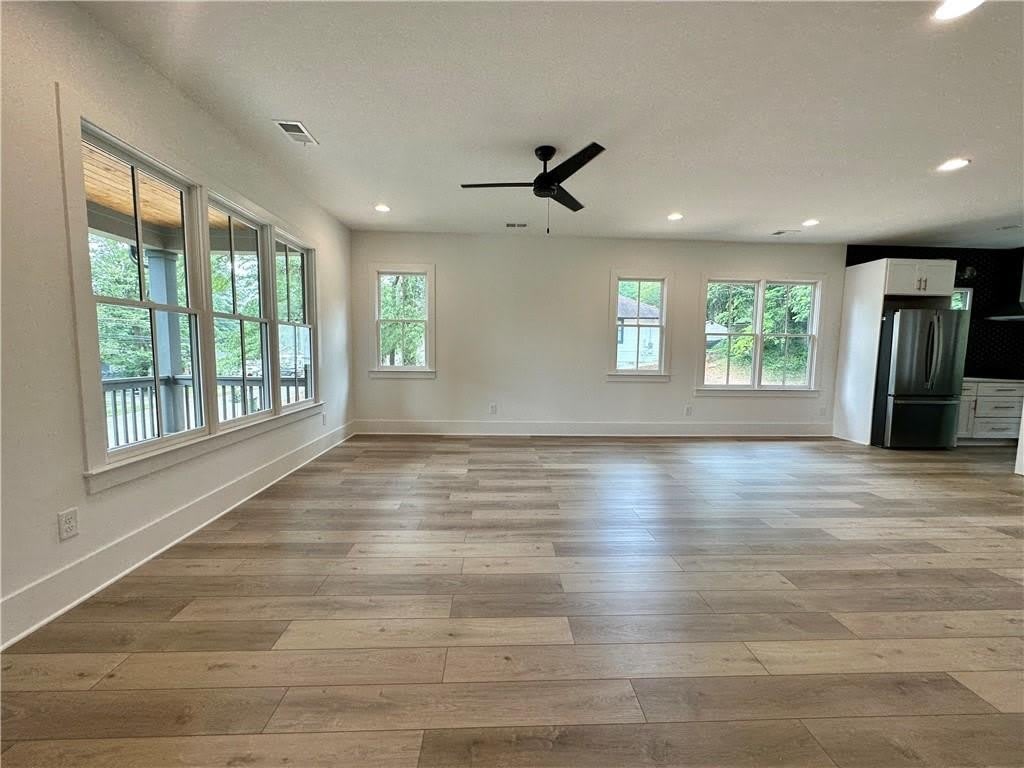 192 Claire Drive SE – photo 4