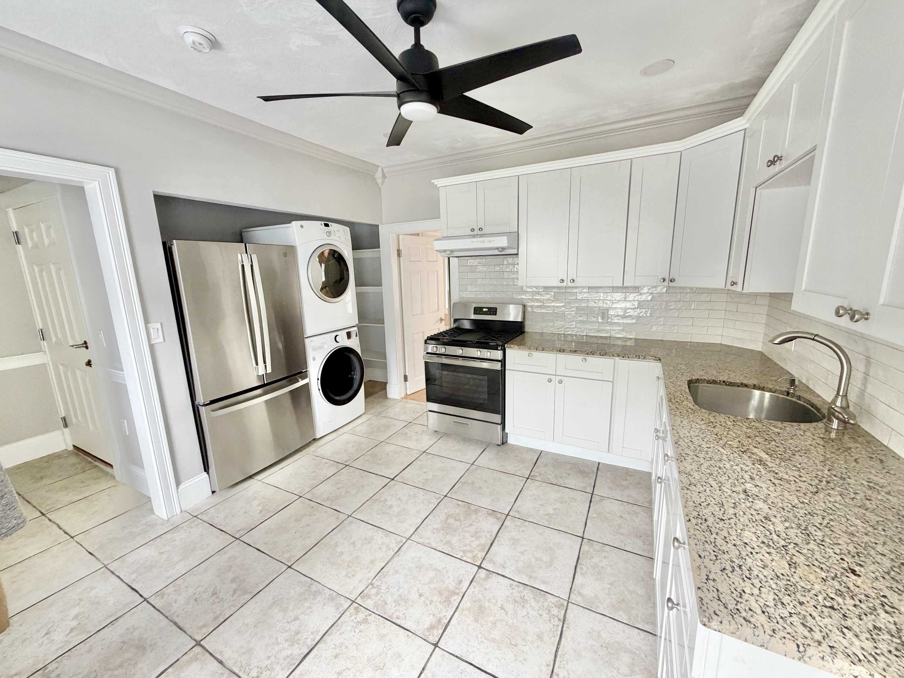 162 Salem Street – photo 2