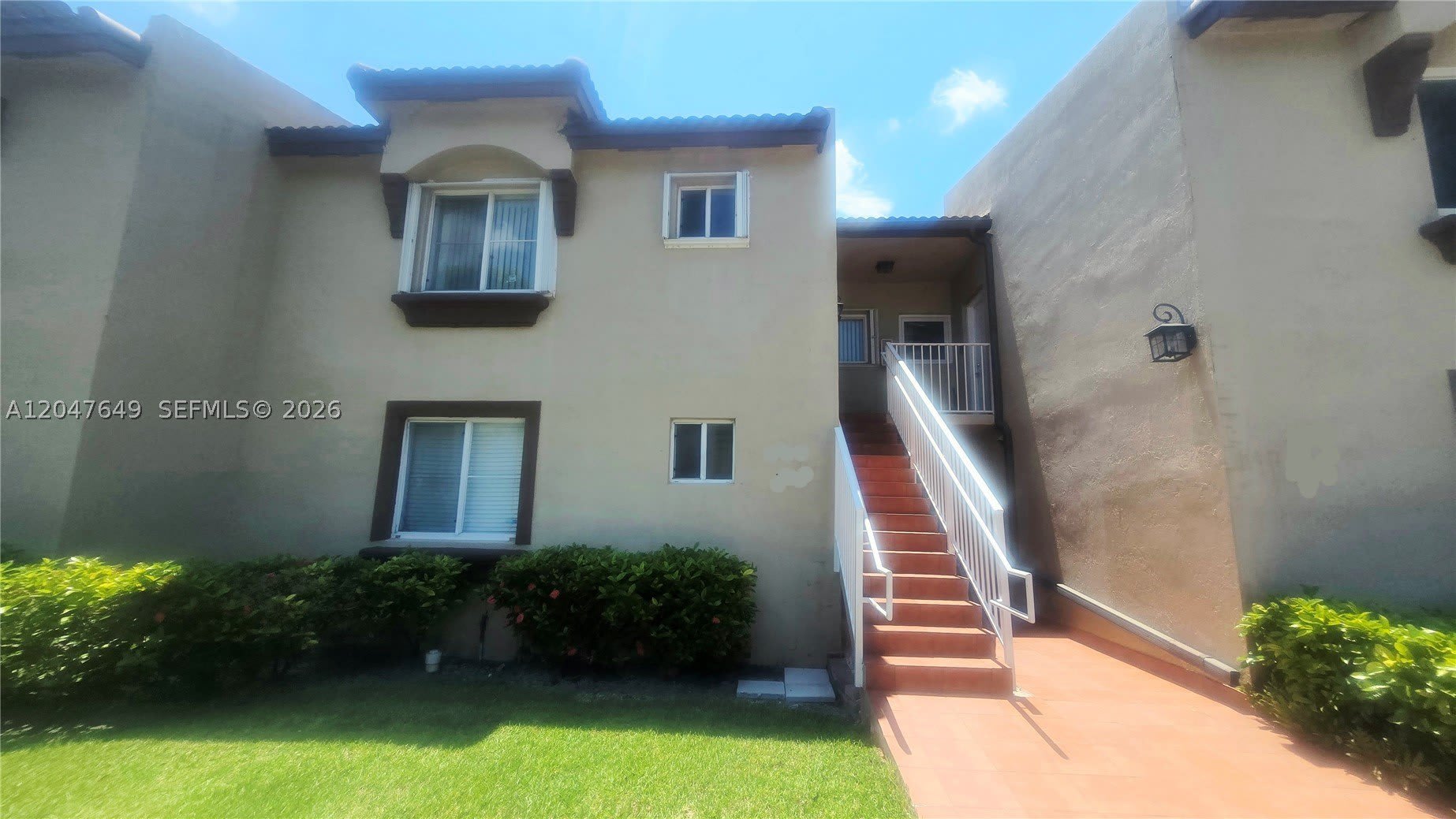 15771 SW 137th Ave – photo 1