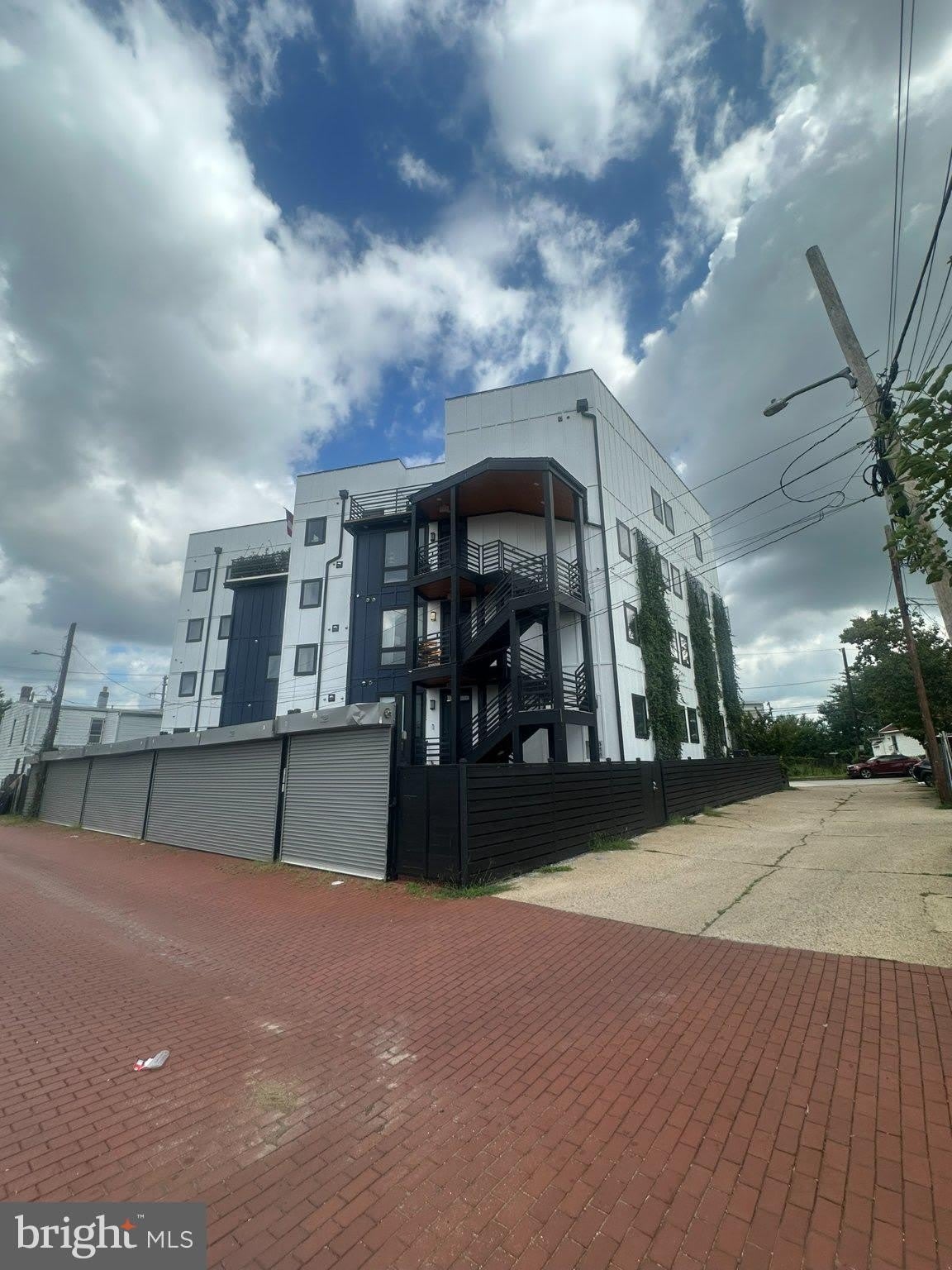 2305 NICHOLSON Street SE – photo 5