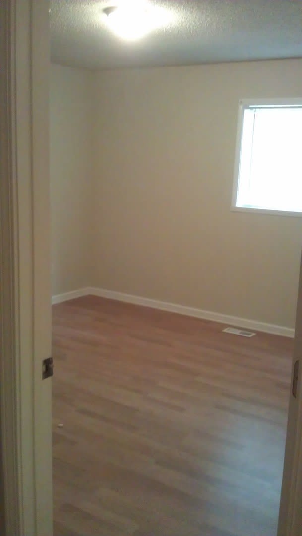 Gorgeous 4 bedroom 2 bath home – photo 5