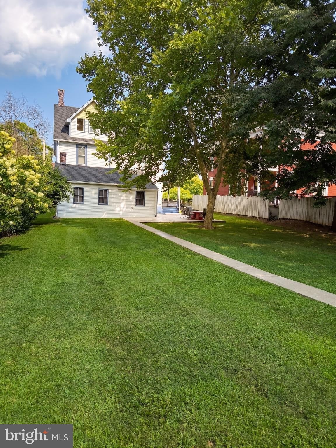412 CARLISLE Street – photo 5