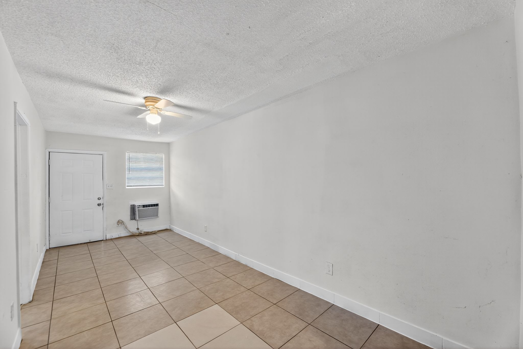 2734 Northwest 15th Street – photo 5