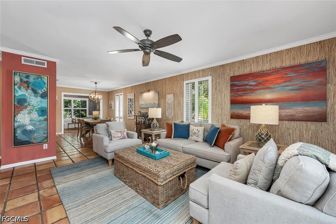 995 9th Avenue S – photo 2