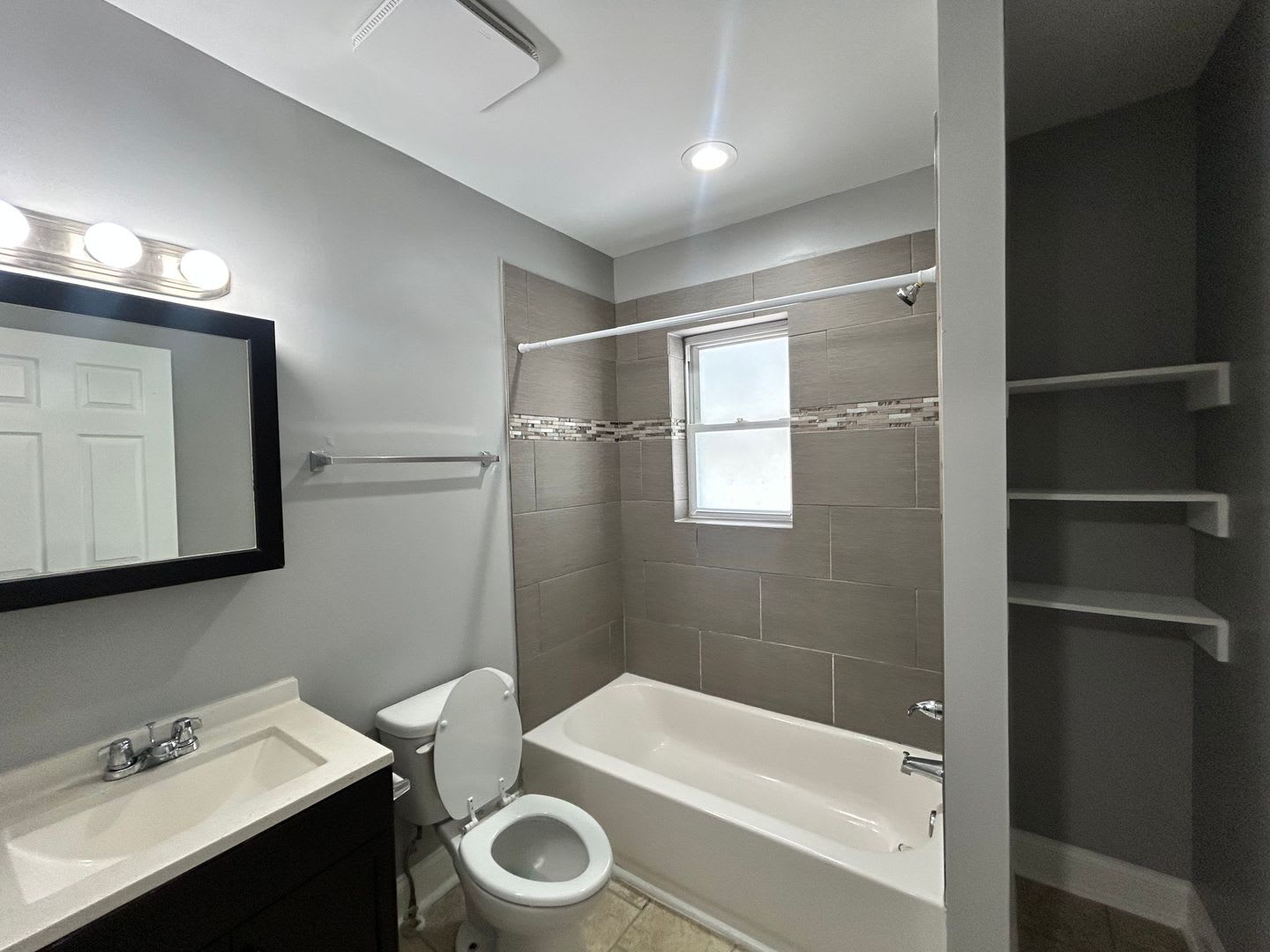 Baltimore 2 Bedrooms Den And 1 Baths Available – photo 5