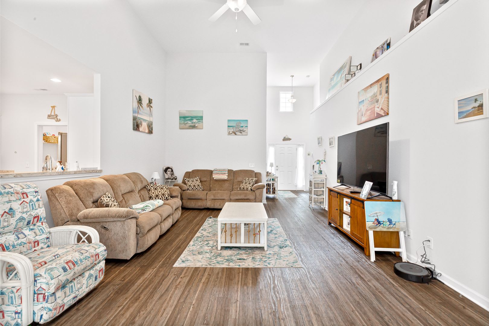Spacious Home in Barons Bluff North – photo 4