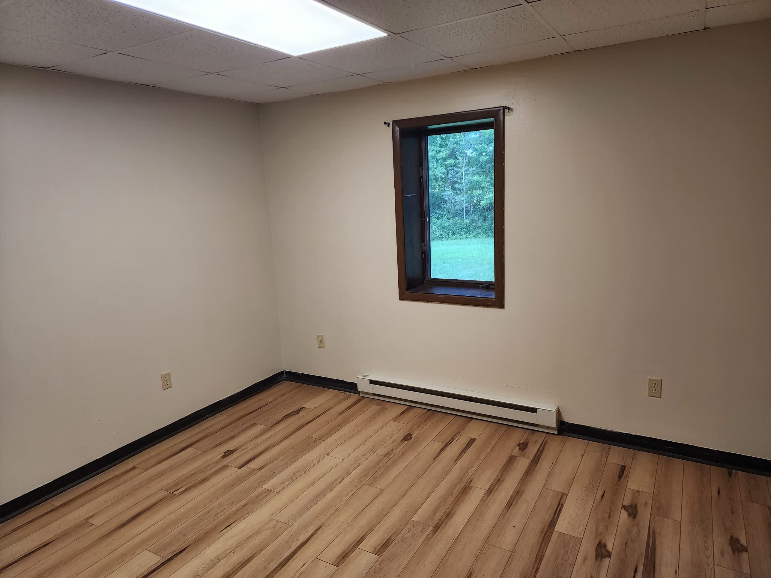 1820 Red Barn Village Road – photo 2
