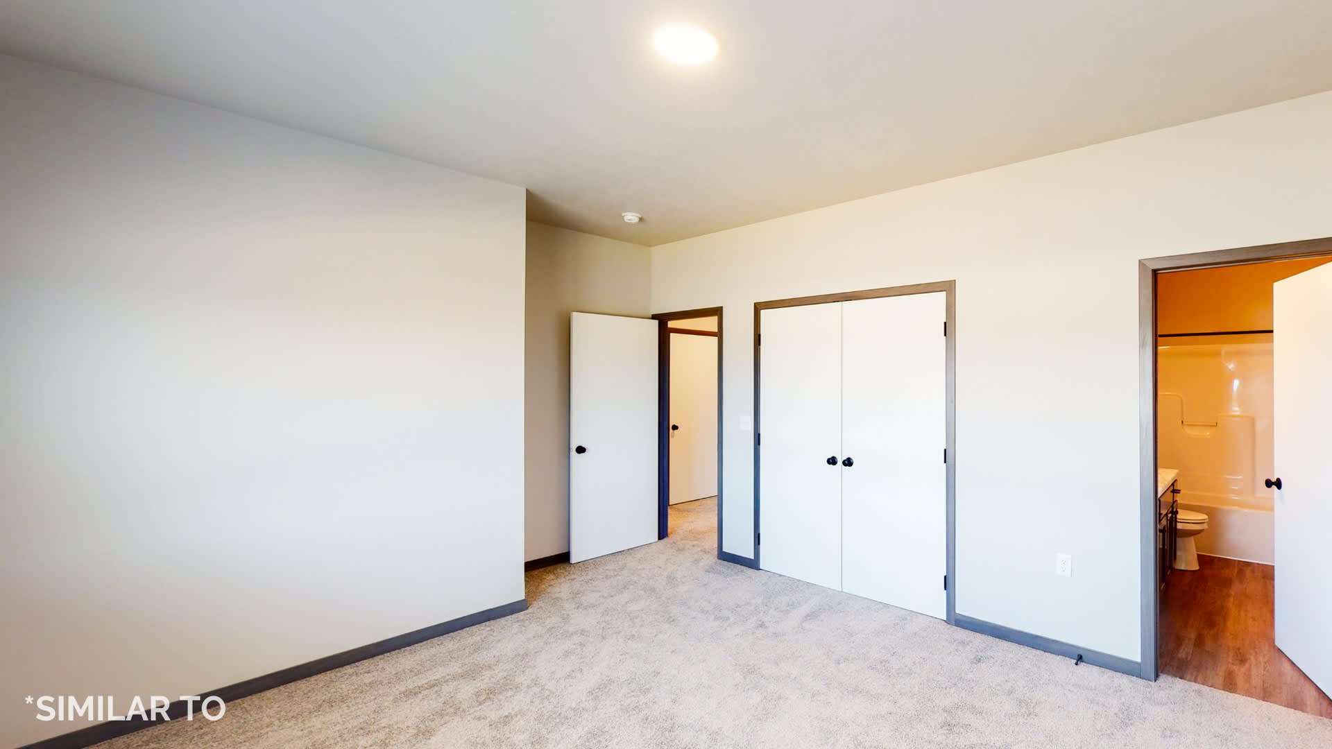 District 42 Apartments (IA-SC-D42) (Foxtrot) – photo 2