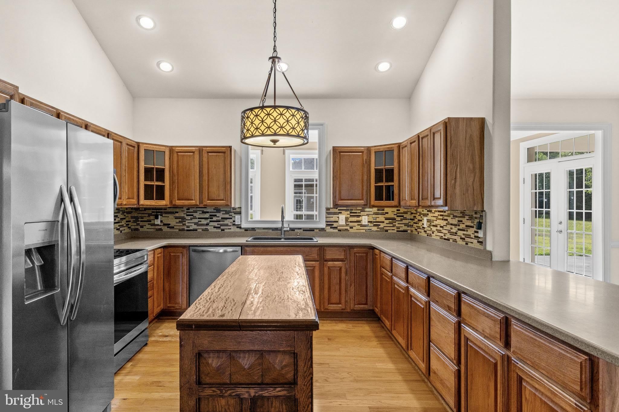 9725 BROCK Road – photo 3