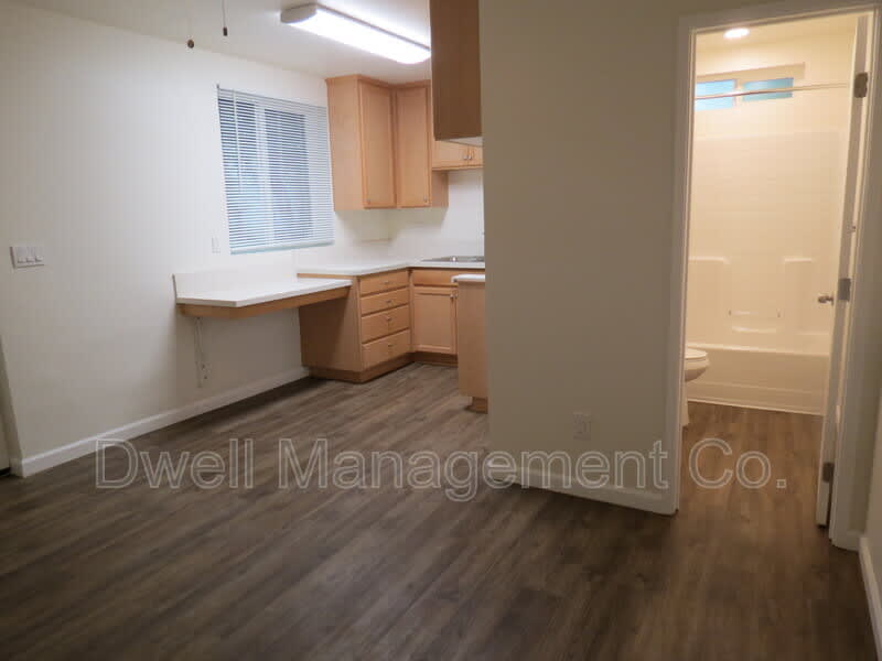 4545 1/2 Upland St – photo 4