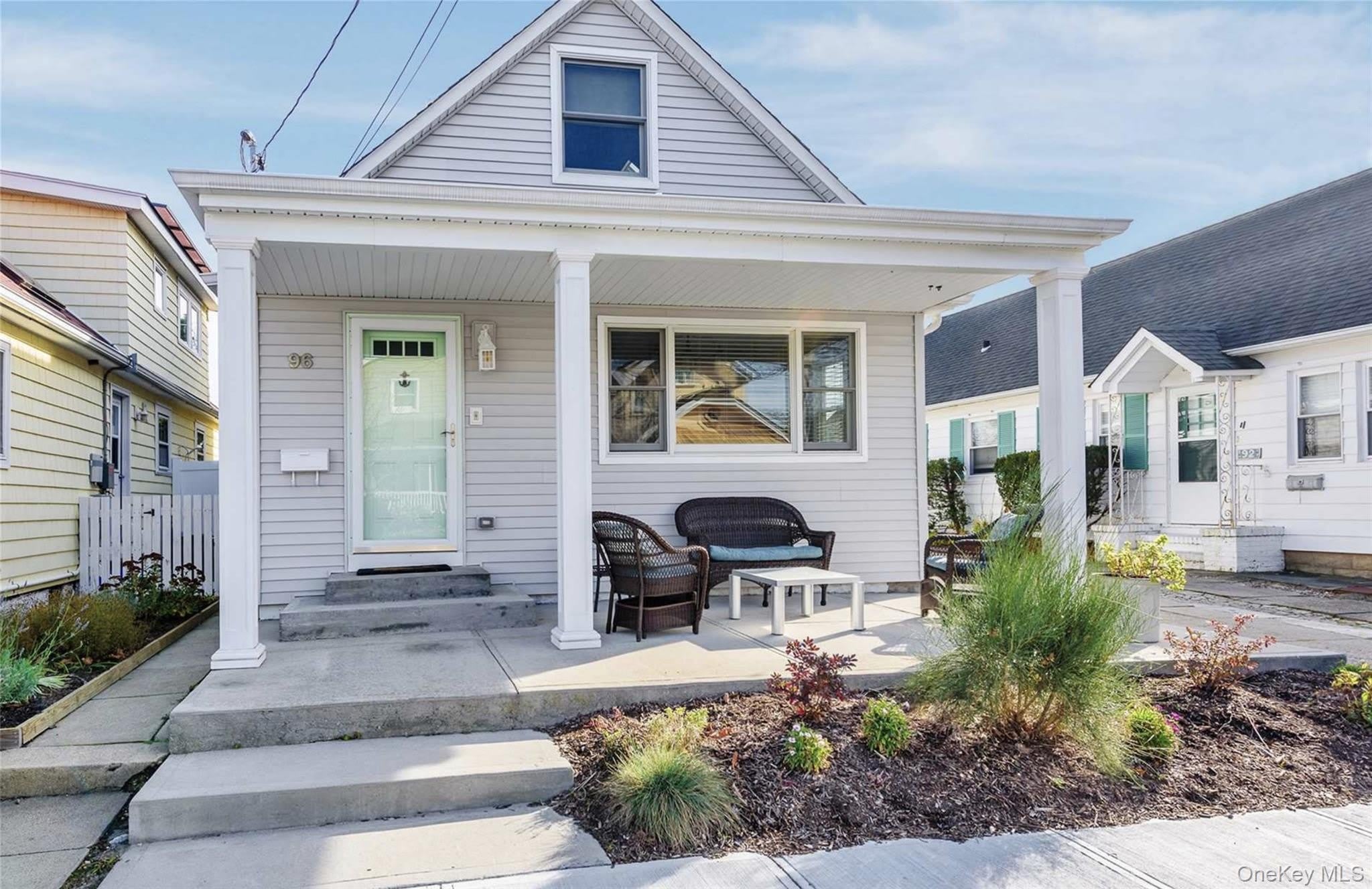 96 Coronado Street – photo 2