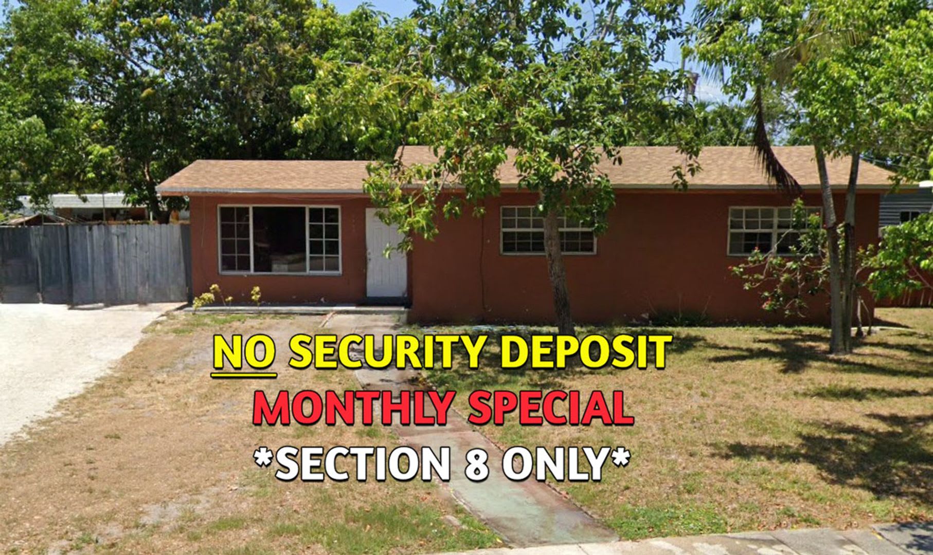 Nice 4-2 House with Central AC & Backyard – photo 1