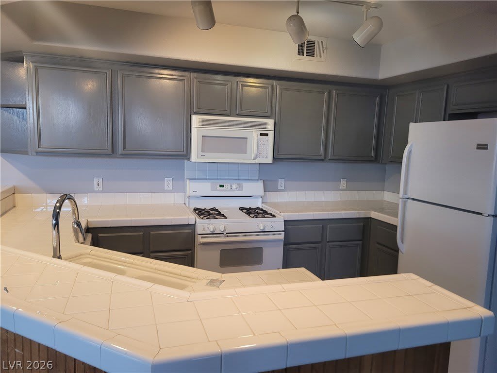 6917 COBRE AZUL Avenue – photo 5