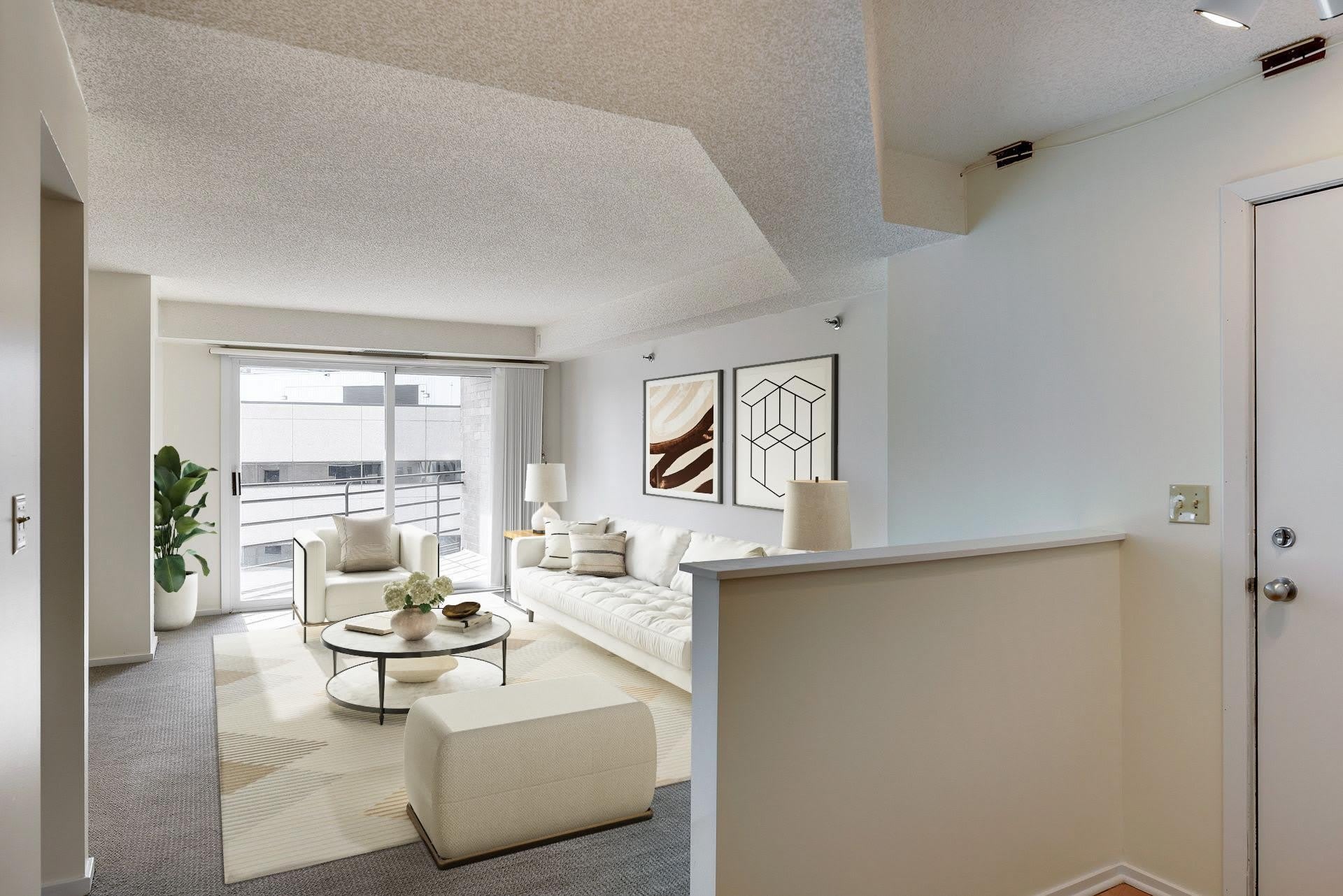 121 Washington Ave S – photo 1