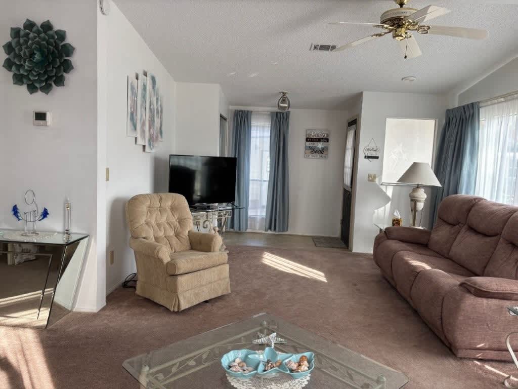 617 Webb Way – photo 2