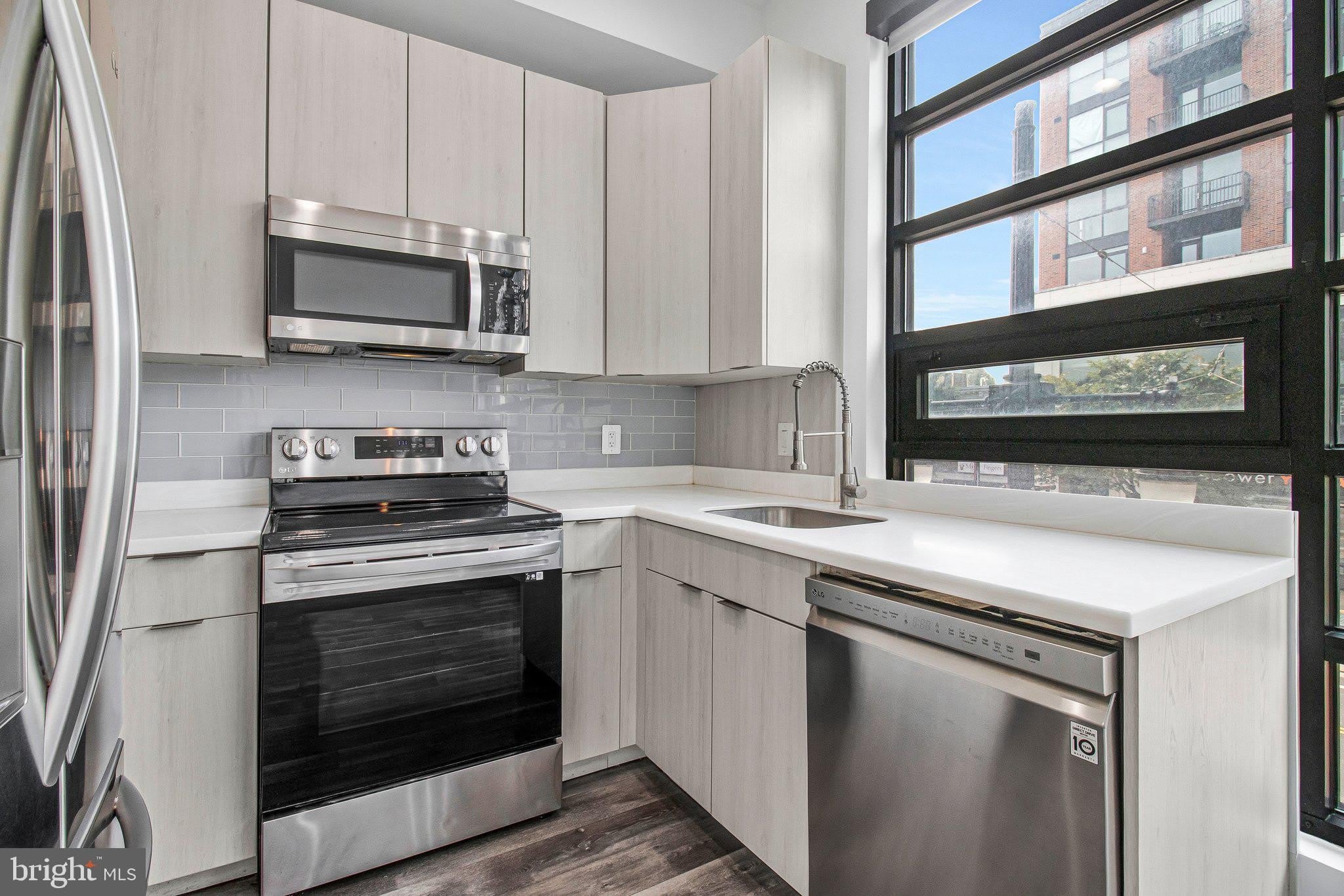 506 H Street NE – photo 5