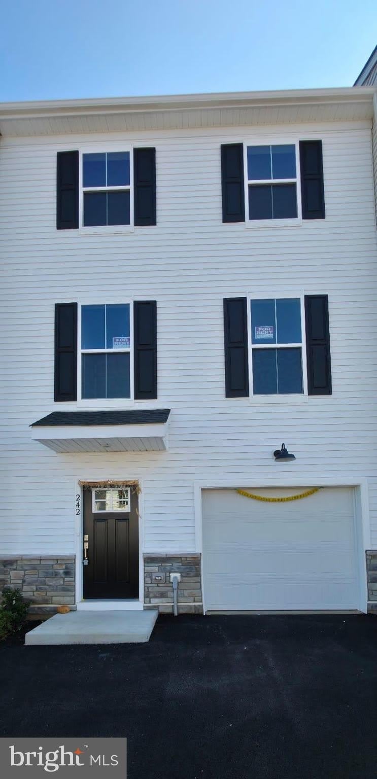 242 TALUCCI Drive – photo 1