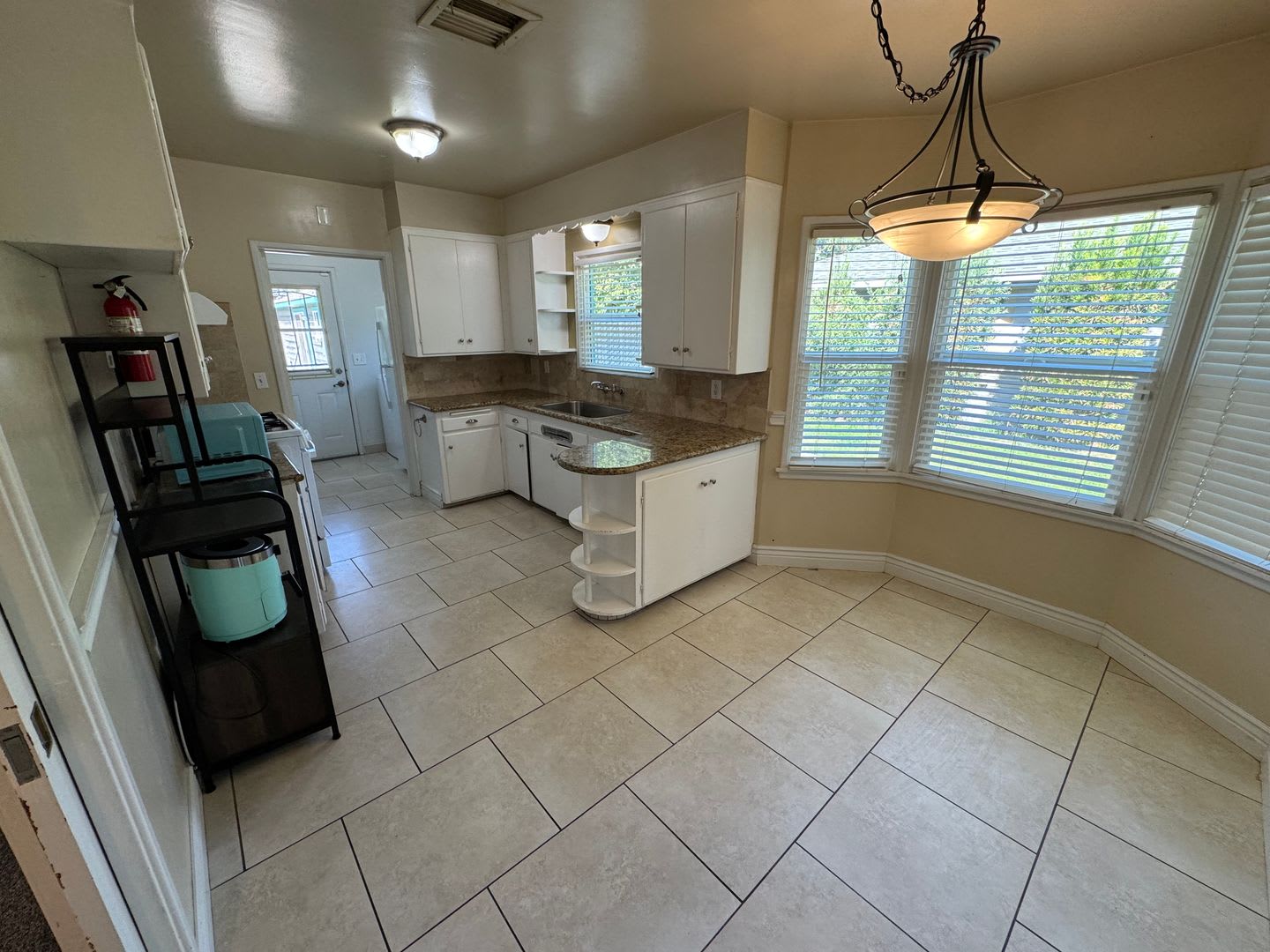 1709 Ventura St – photo 3