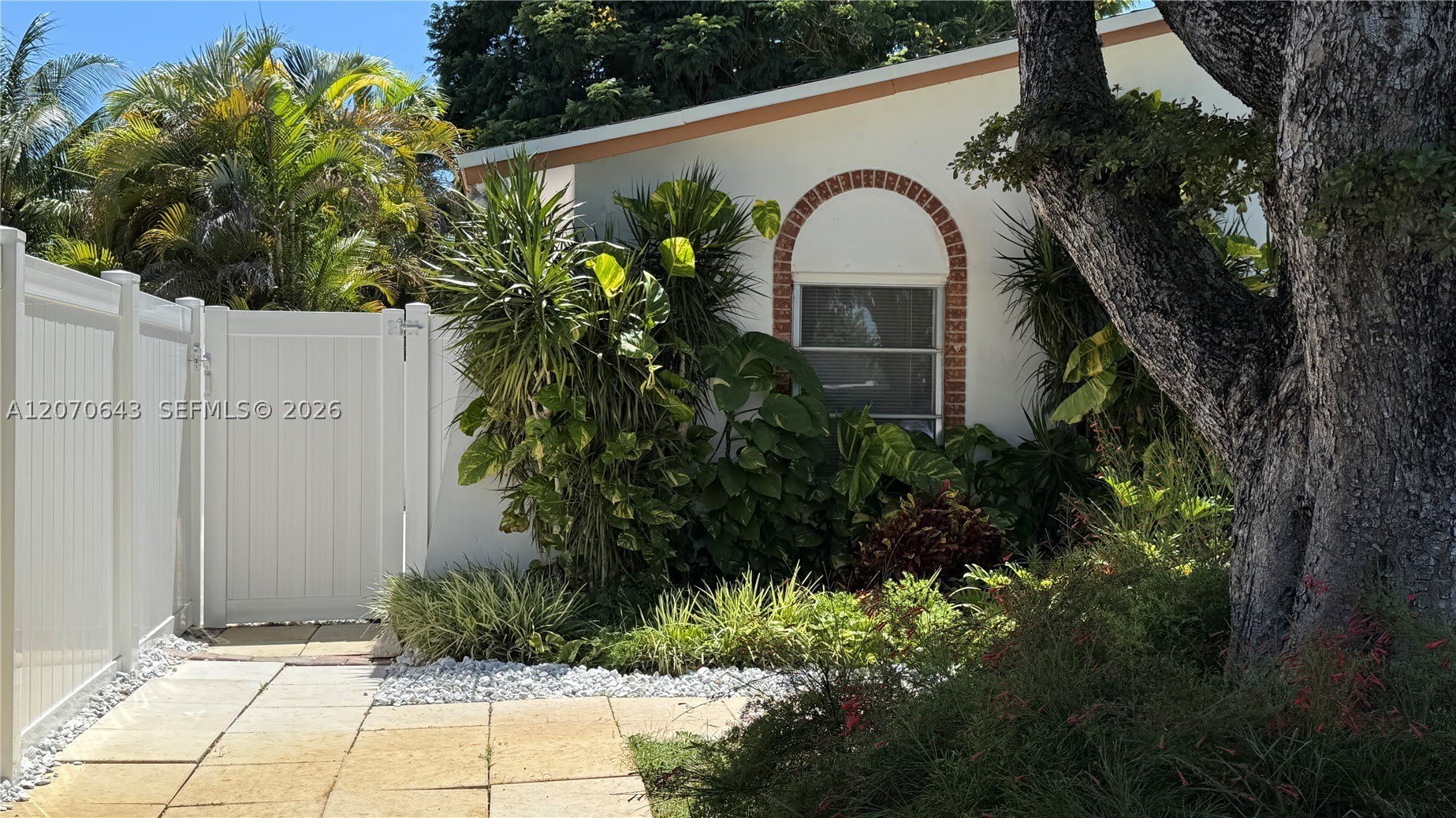 7804 SW 129th Ct – photo 1