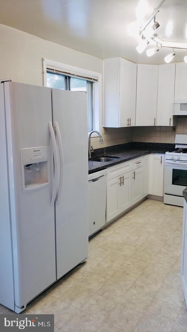 13000 ARCTIC Avenue – photo 5