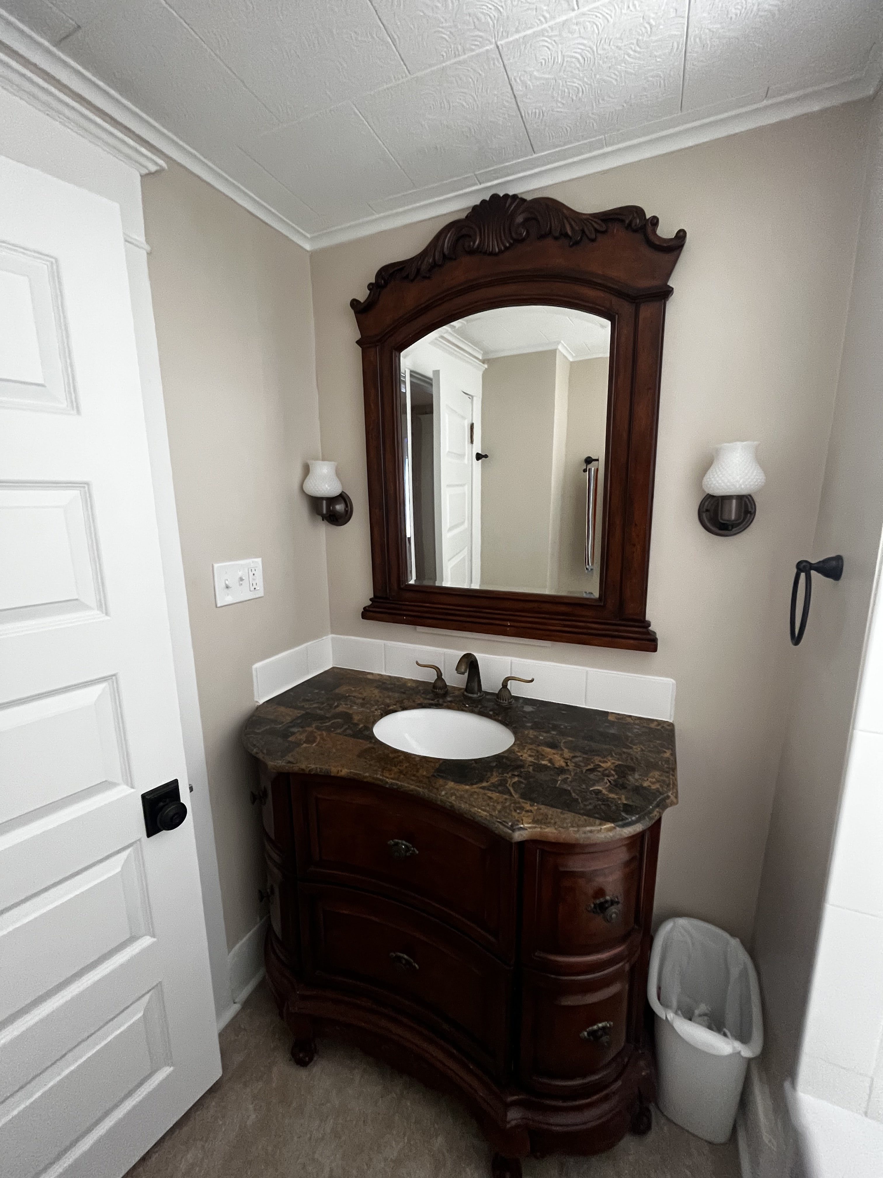 213 West Downie Street – photo 2