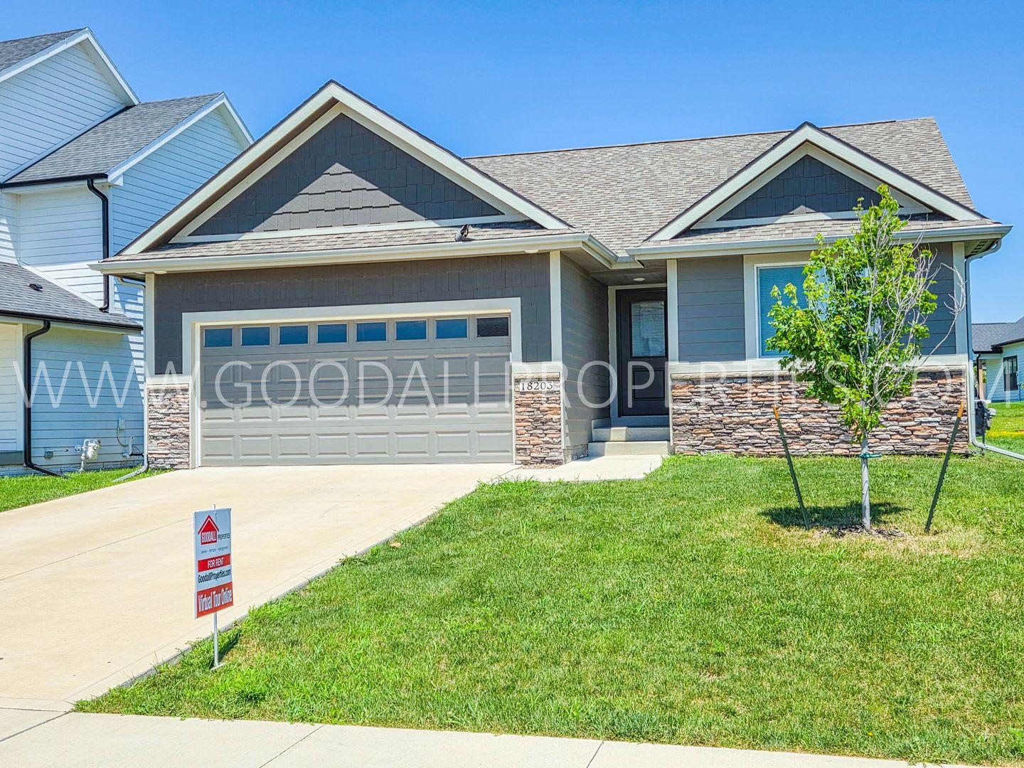Beautiful Clive Ranch in Waukee Schools with 2-Car Garage & Modern Finishes – photo 1