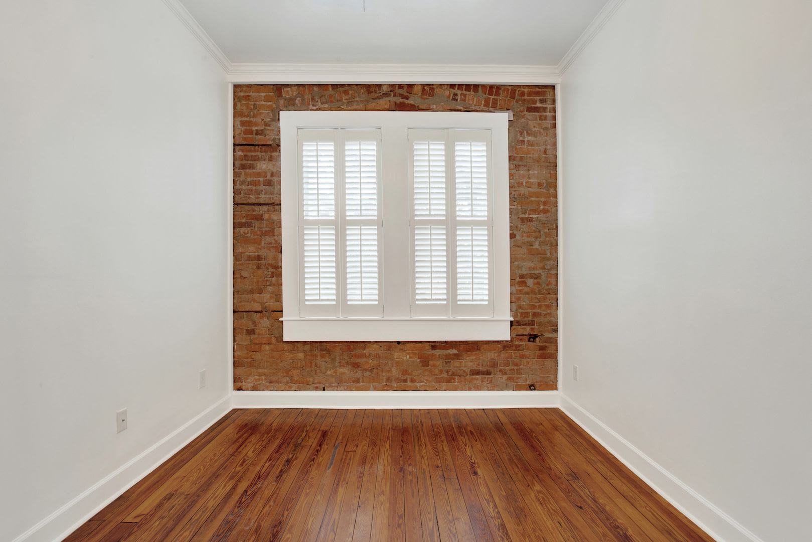 Historic Character Meets Effortless Downtown Living – photo 2