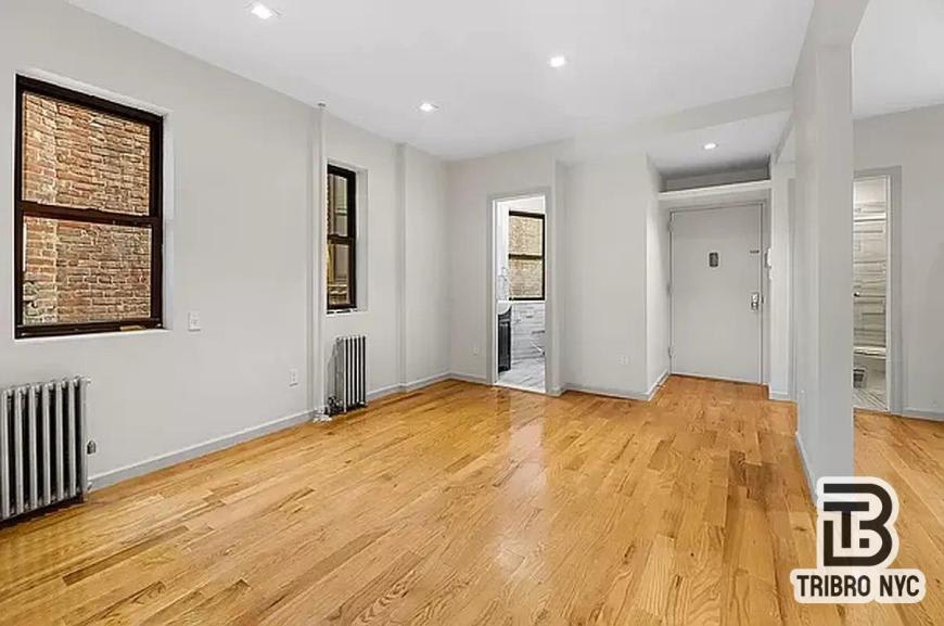 406 West 48th Street – photo 5