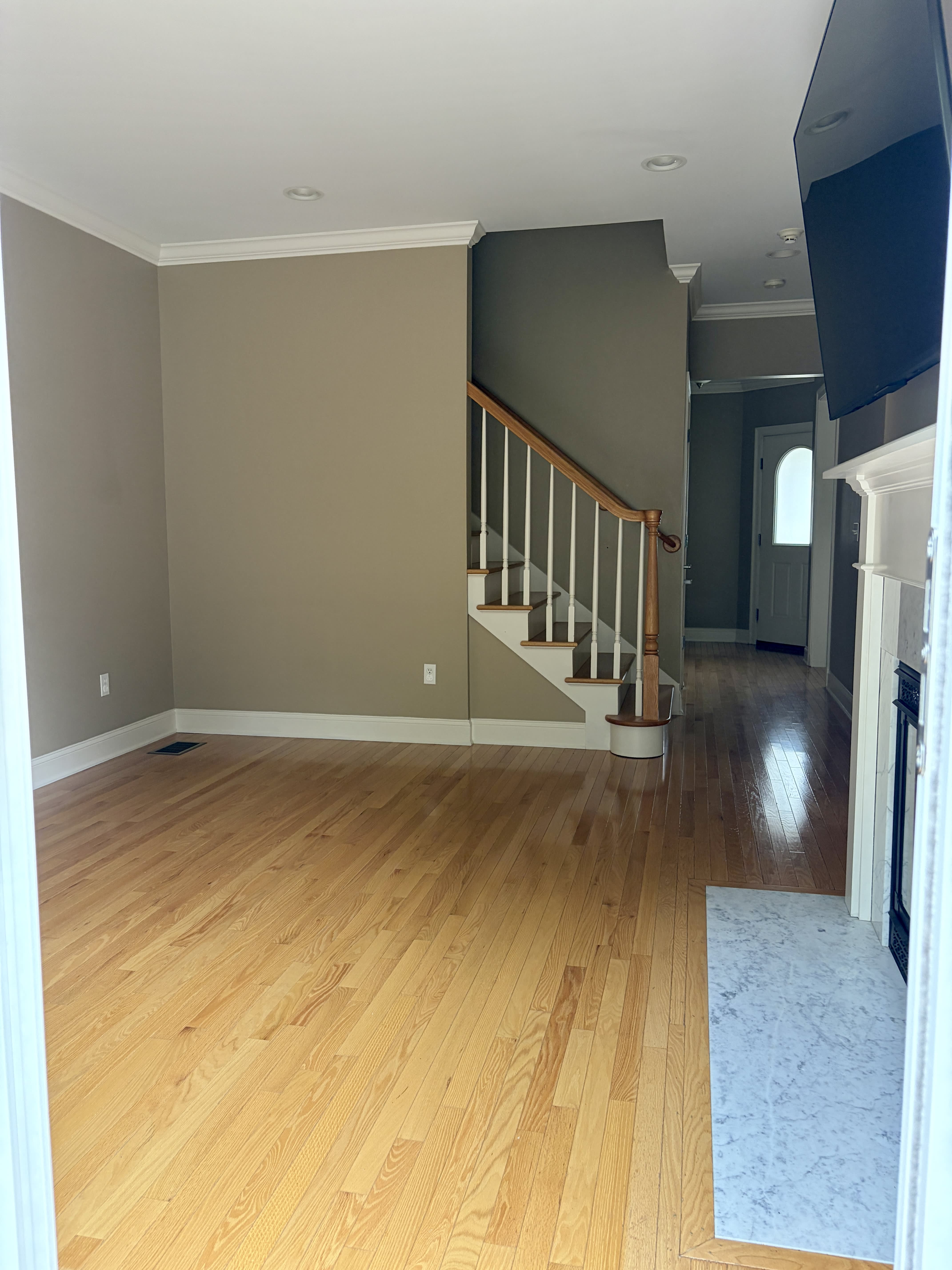 156 Bradford Walk – photo 5