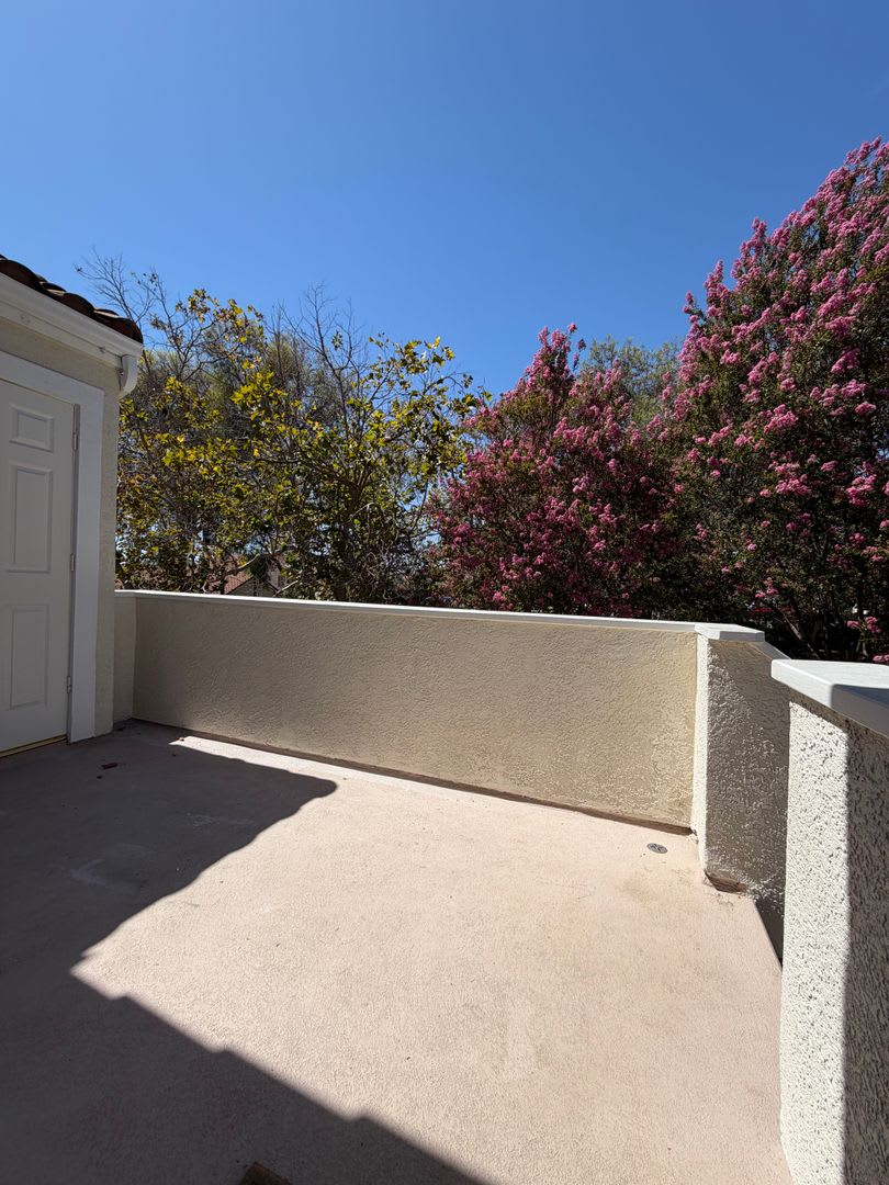 LOVELY 1 BD/1 BATH UPPER LEVEL CONDO – photo 4