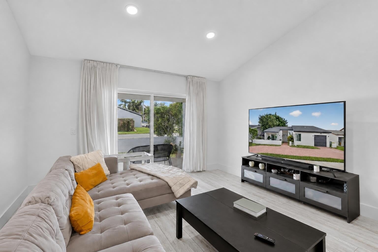 16709 SW 5th Court – photo 4