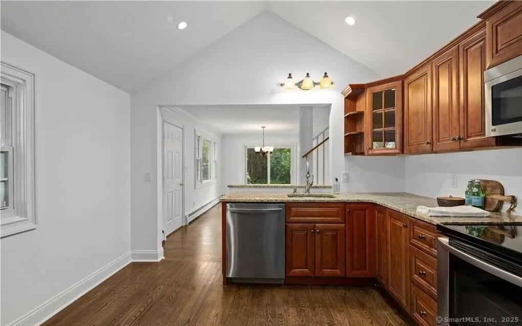 12 Steep Hill Road – photo 4