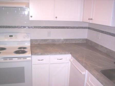 204 Newbury Ave – photo 1