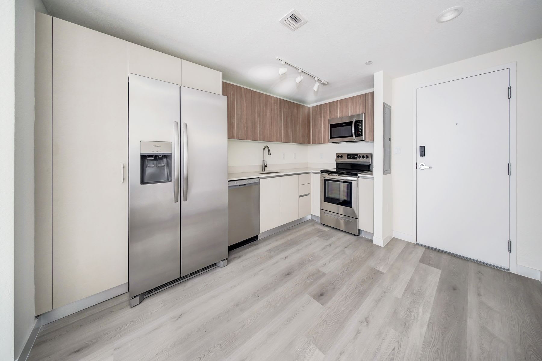 5250 Nw 109Th Ave – photo 4