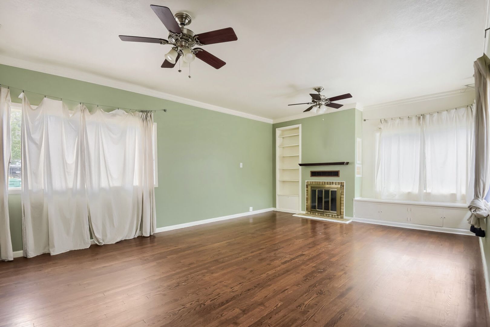 Private Retreat with Mountain Views Near Olde Town Arvada – photo 3