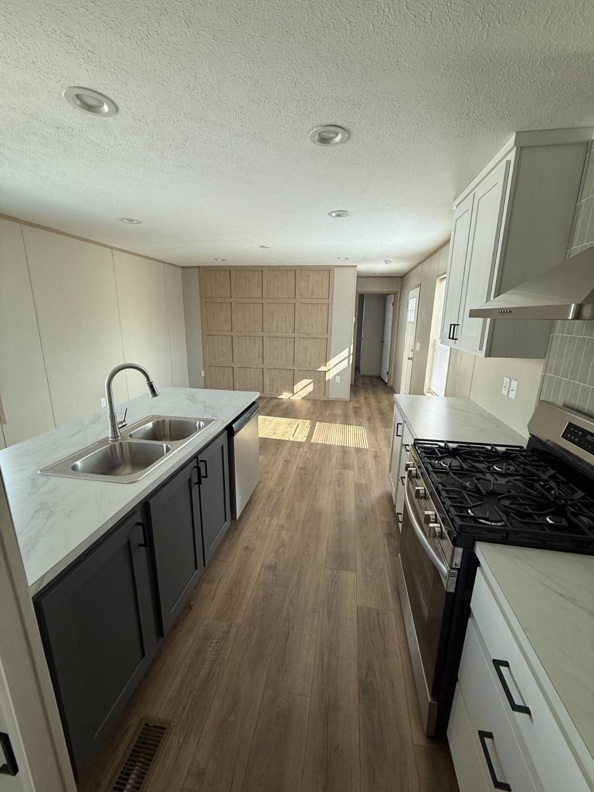 131 E Arlington – photo 2